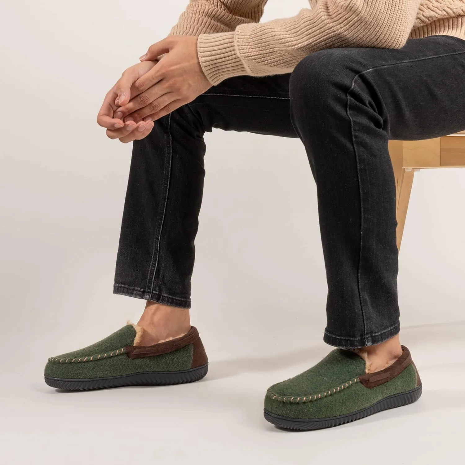 RockDove Men's Hearthfire Memory Foam Moc Slipper