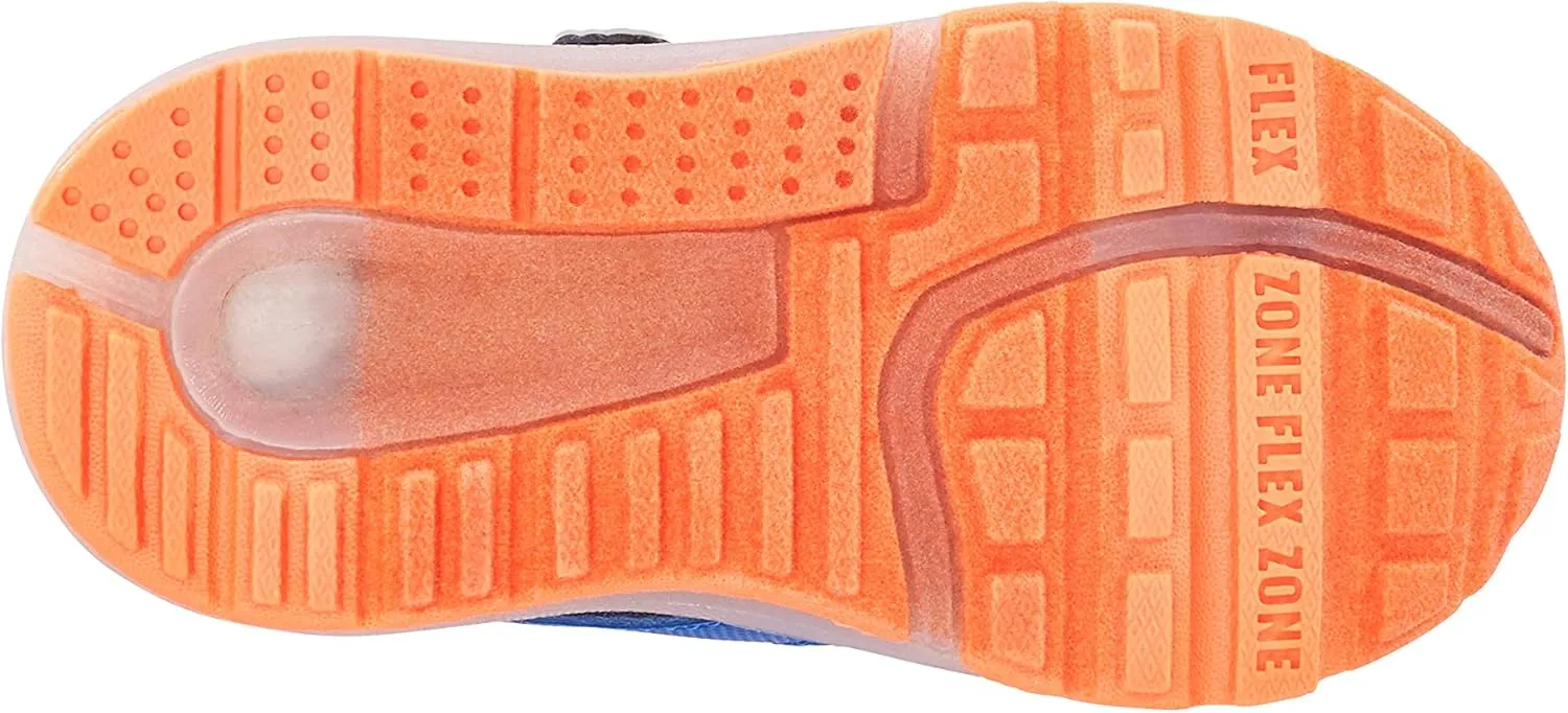 Simple Joys by Carter's Unisex-Child Anka Light Up Sneaker