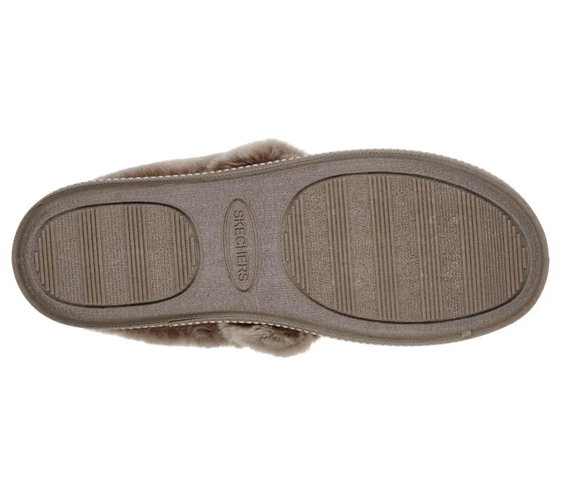 Skechers 32777 Cozy Campfire Team Toasty Hausschuhe für Damen in weiter Passform