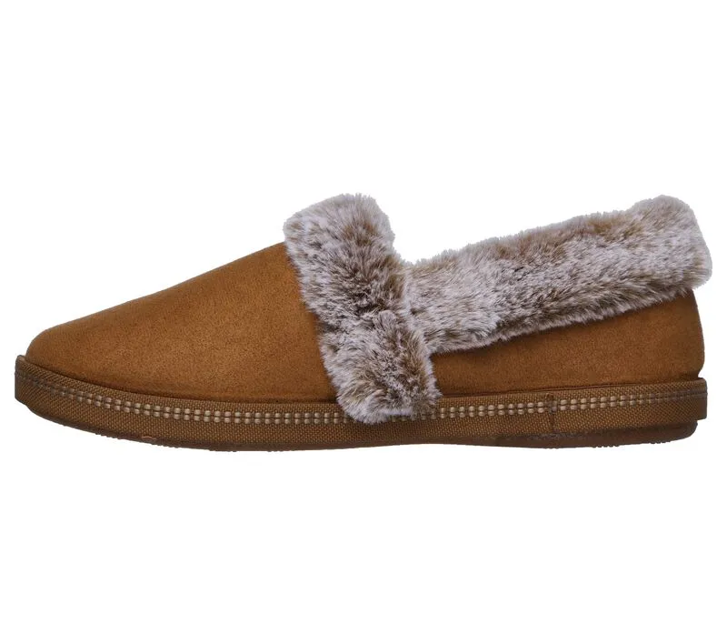 Skechers 32777 Cozy Campfire Team Toasty Hausschuhe für Damen in weiter Passform