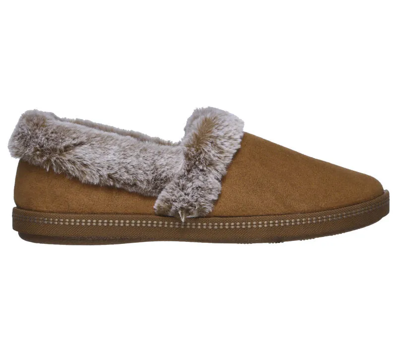 Skechers 32777 Cozy Campfire Team Toasty Hausschuhe für Damen in weiter Passform