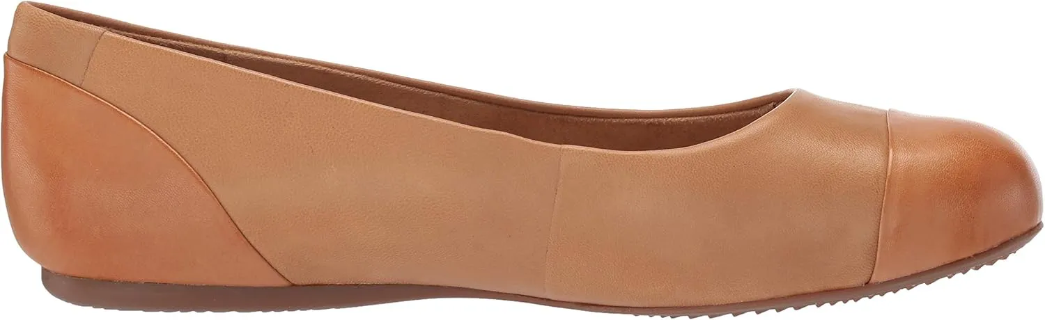 SoftWalk Women's Sonoma Cap Toe Ballet Flat