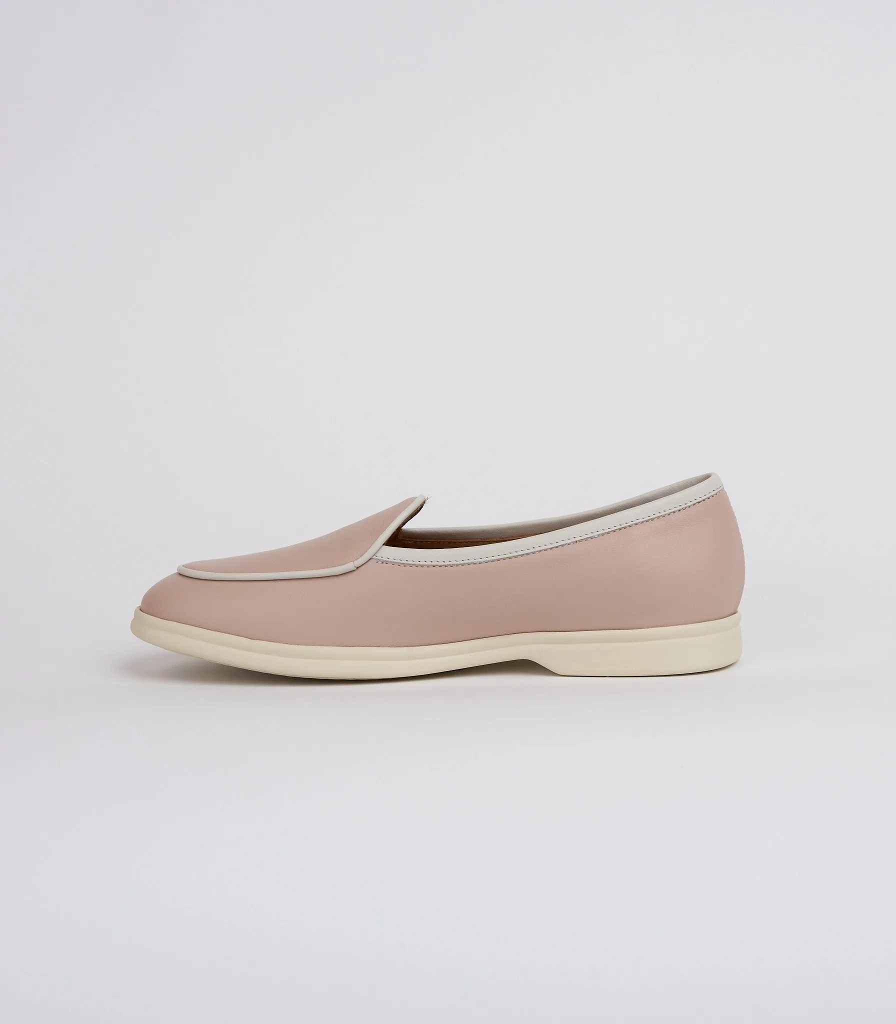 The Augustina Capricorno Silver Pink