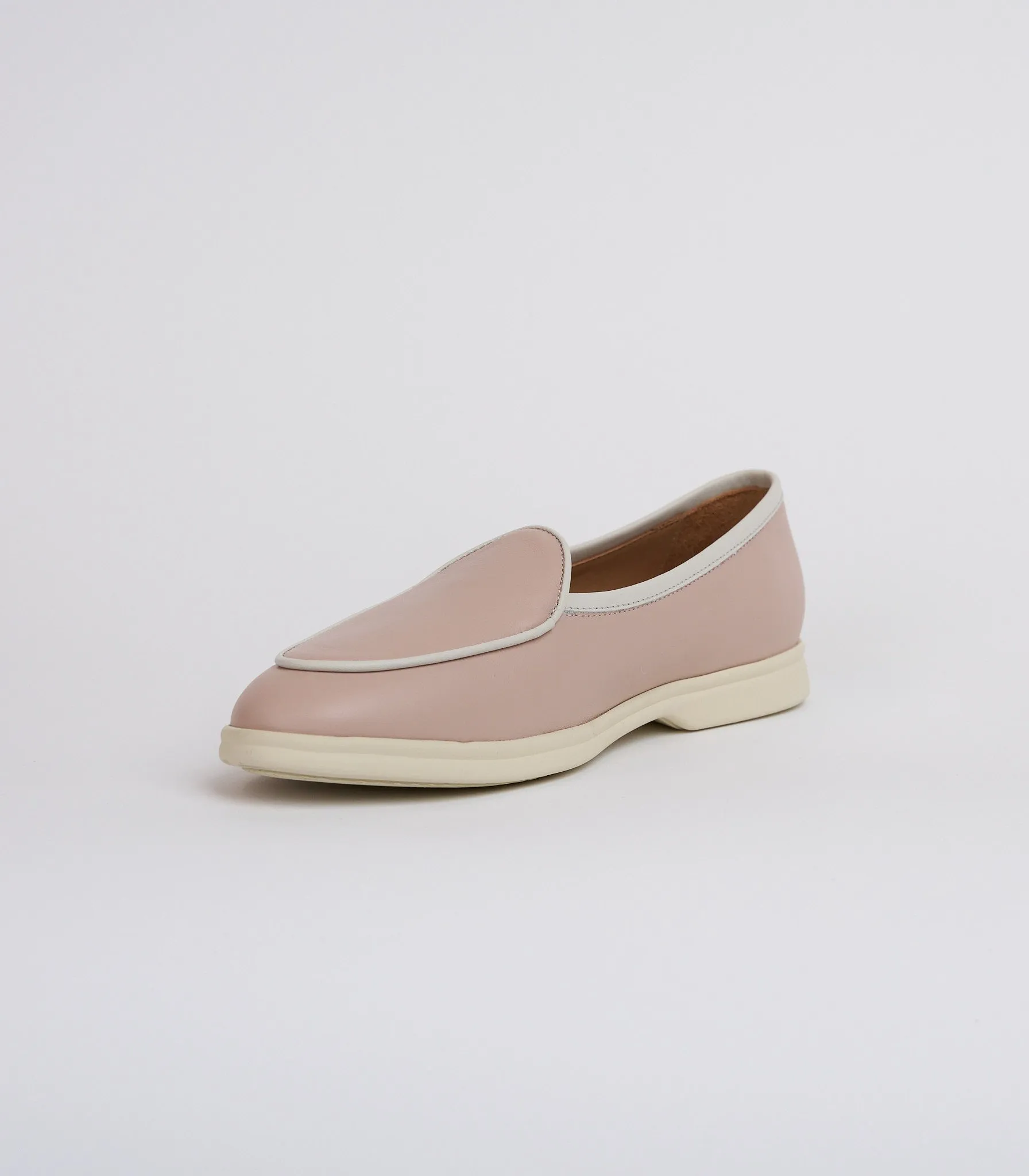 The Augustina Capricorno Silver Pink