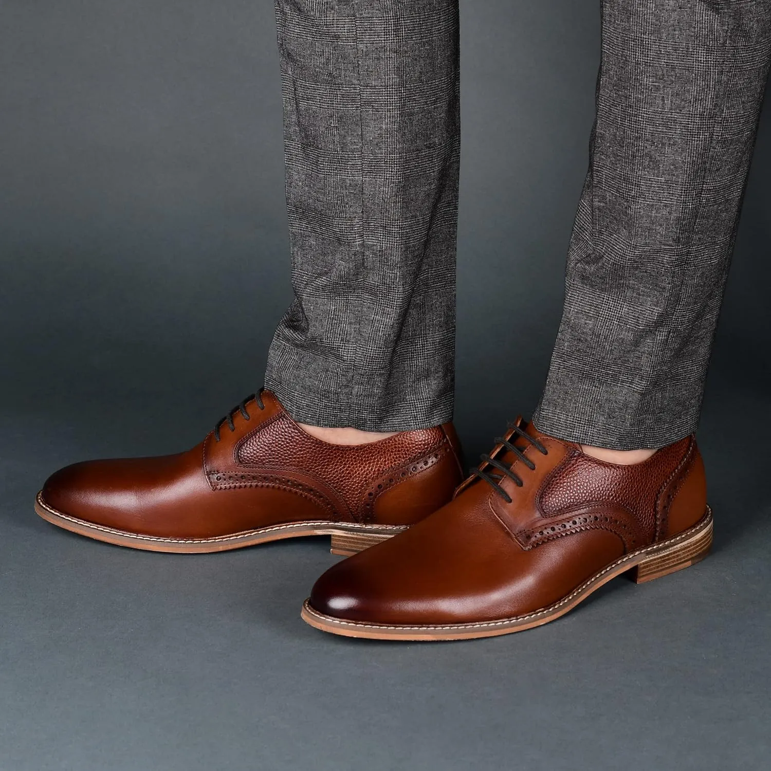 Thomas & Vine Men's Clayton Plain Toe Brogue Derby Loafer