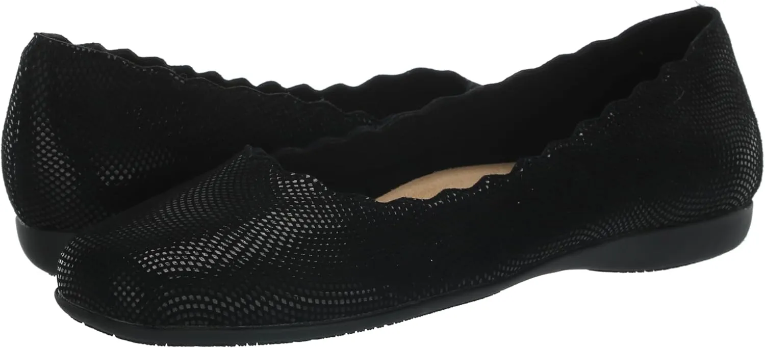 Trotters Women's Sabine Ballet Flat