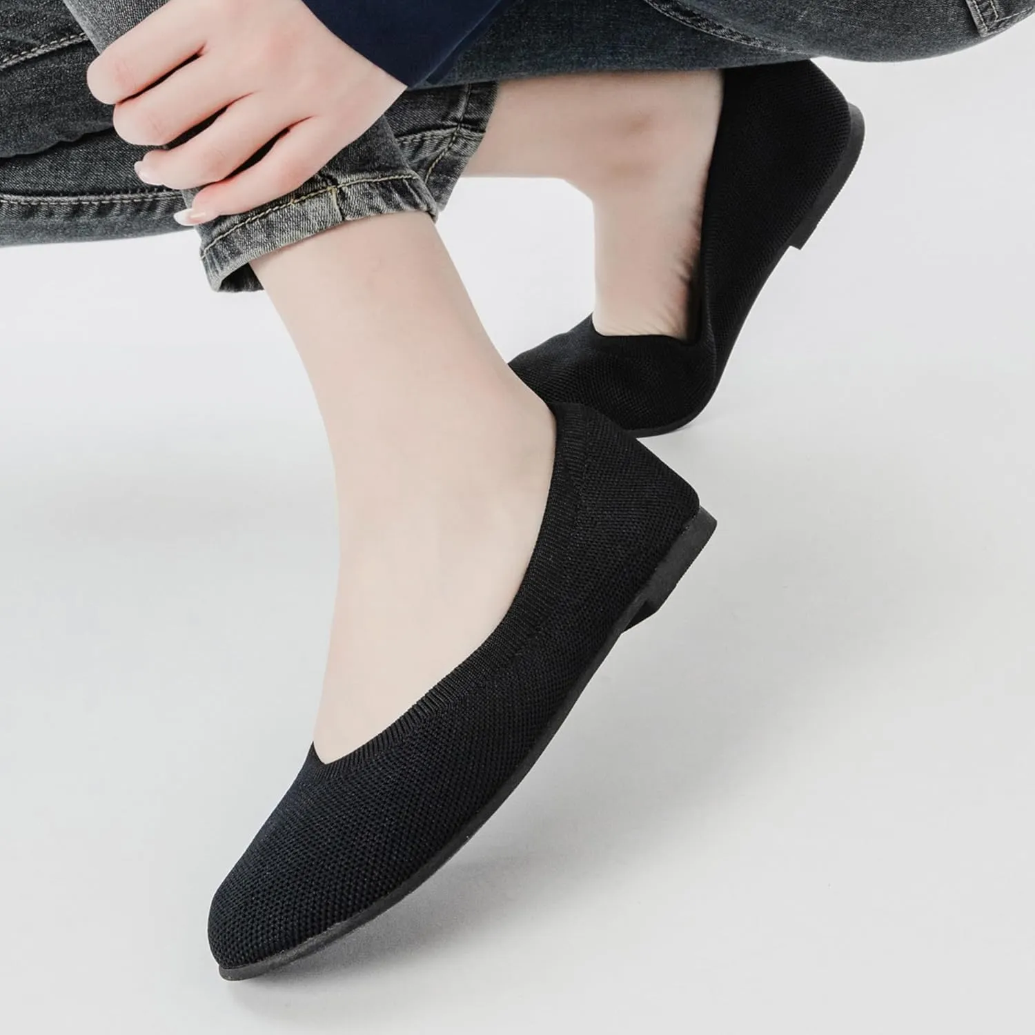 Veittes Women's Wide Width Flats Shoes, Ladies Fashion Comfortable Breathable Office Ballet Flats Shoes.