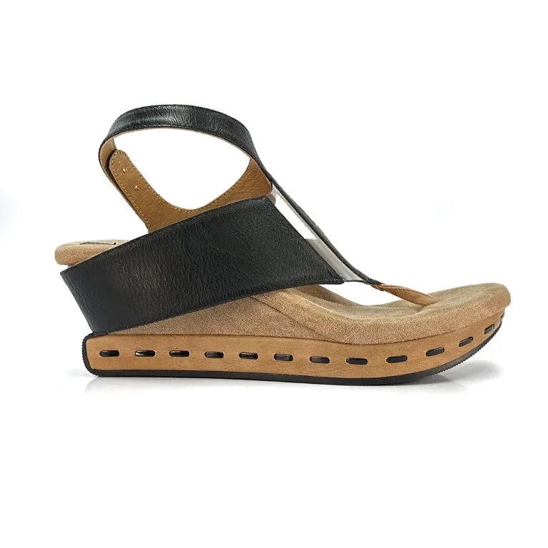Venitia 1 - Beige flips to Black