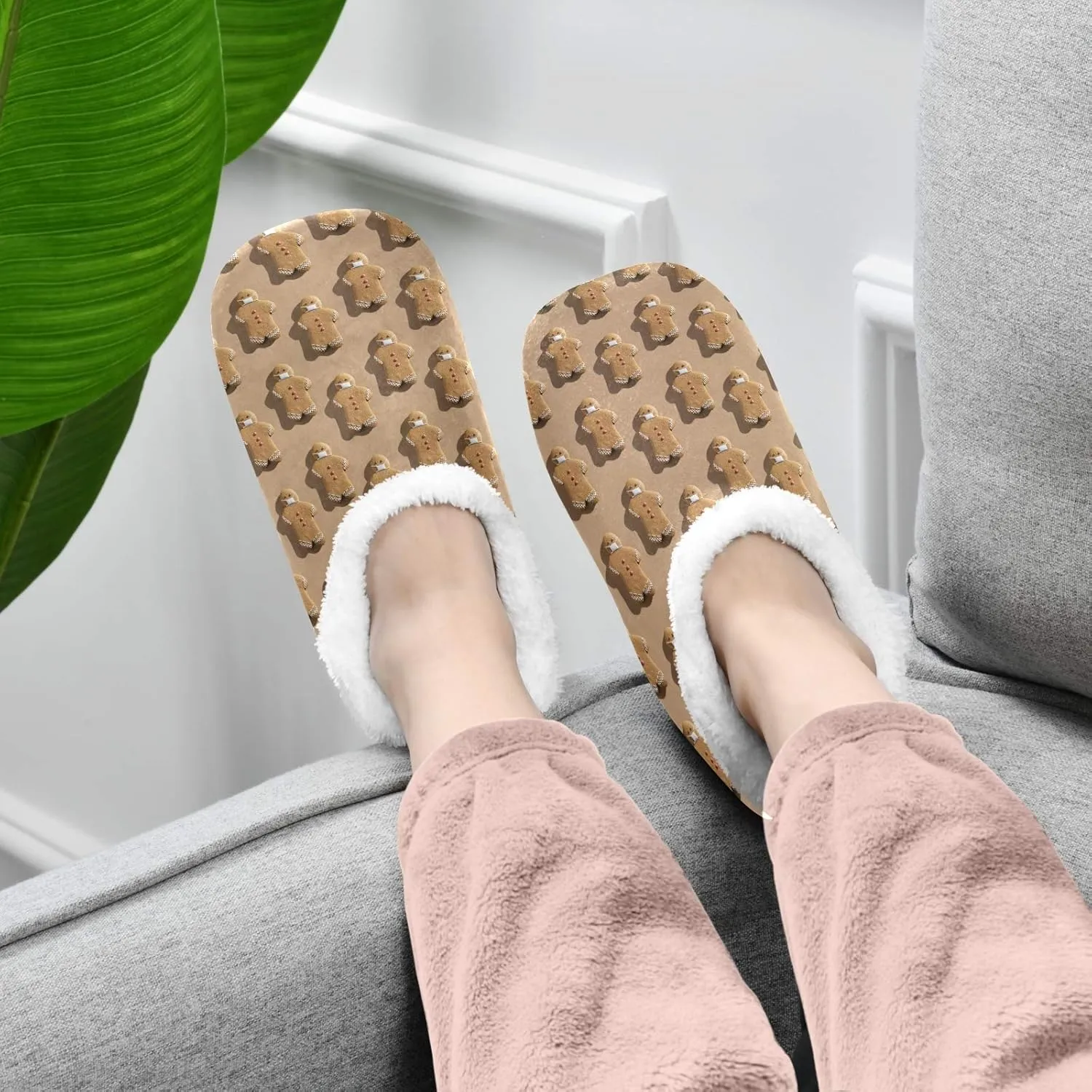 Winter House Slippers for Women/Men with Red And Yellow Autumn Maple Leaves Element Cozy Fleece Slippers