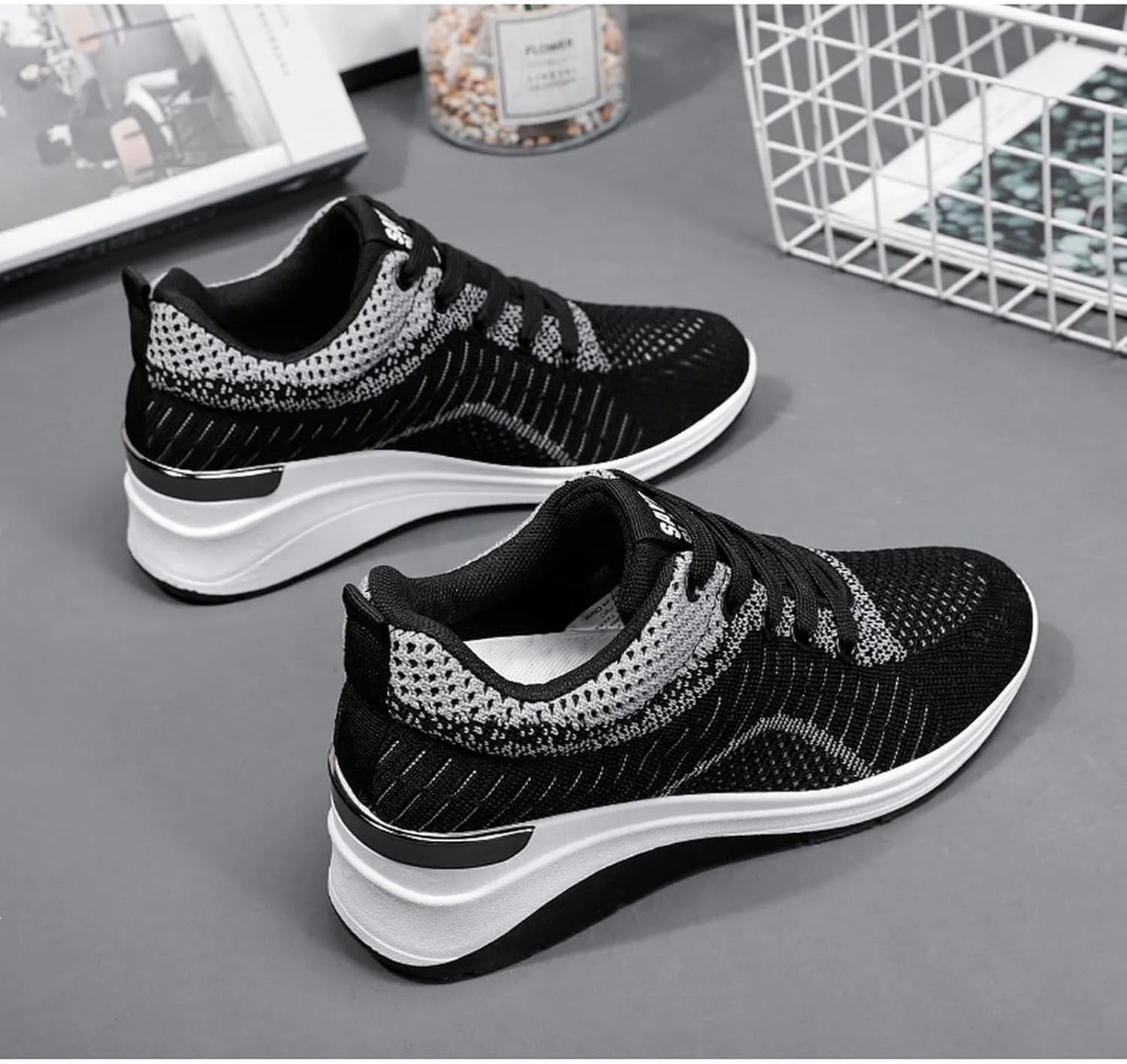 Women Casual Slip On Loafers Comfortable Walking Shoes Lightweight Canvas Sneakers Non Slip Flat Flats