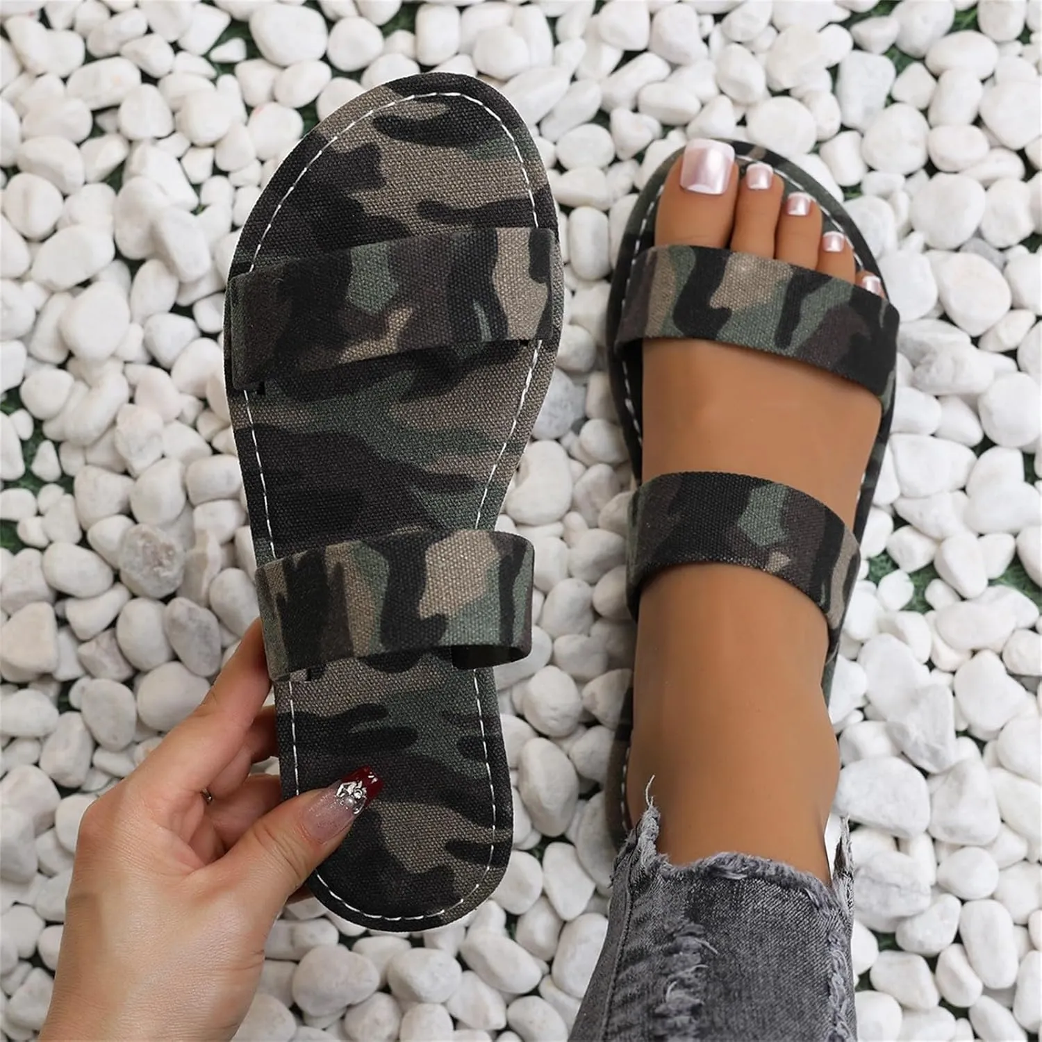 Women'S Beach Sandals Hollow Casual Fashion Slippers Flat Shoes Retro Lightweight Sandals for Summer