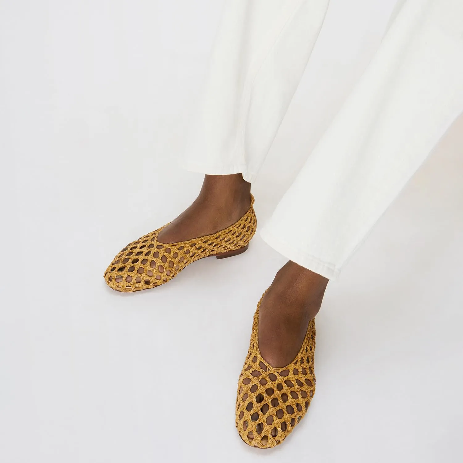 Woven Mesh Ballet Flats for Women Round Toe Slip On Fishnet Mary Janes Comfy Walking Ballerina Flat Shoes