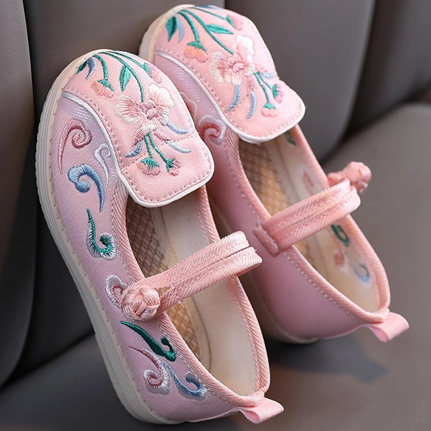WUIWUIYU Toddlers Girls Chinese Traditional Embroidered Shoes Round Toe Ballet Flats Retro Dress Mary Jane Flat