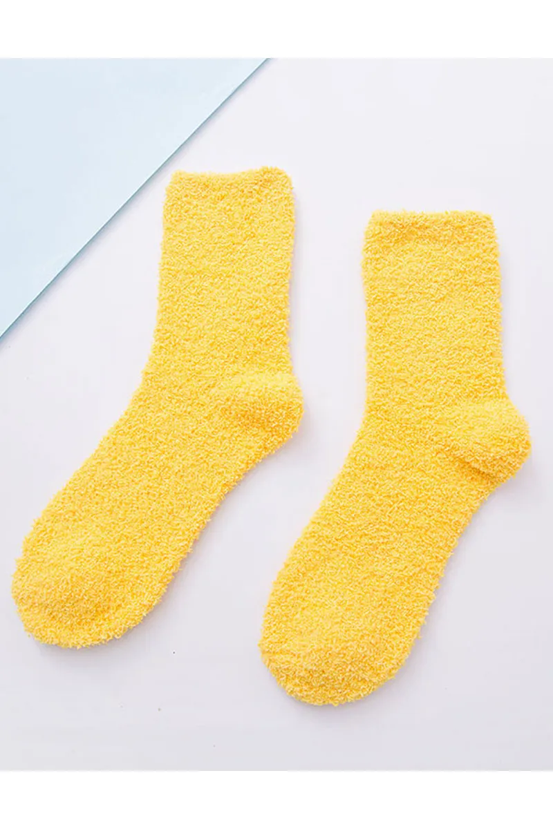 XJ0478 Fuzzy Crew Socks